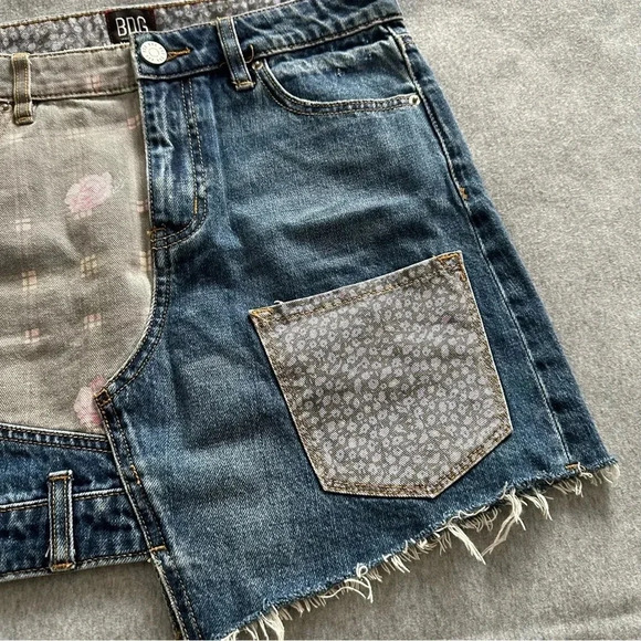 BDG Urban Outfitters Floral Patchwork Denim Mini Skirt size M - Picture 5 of 9